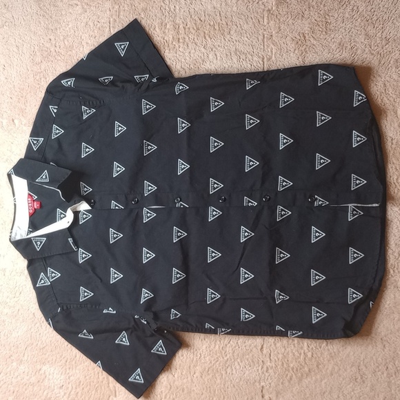 Guess Shirt Adult Small Black Guess Logo Button Down Camp Shirt - Picture 1 of 6
